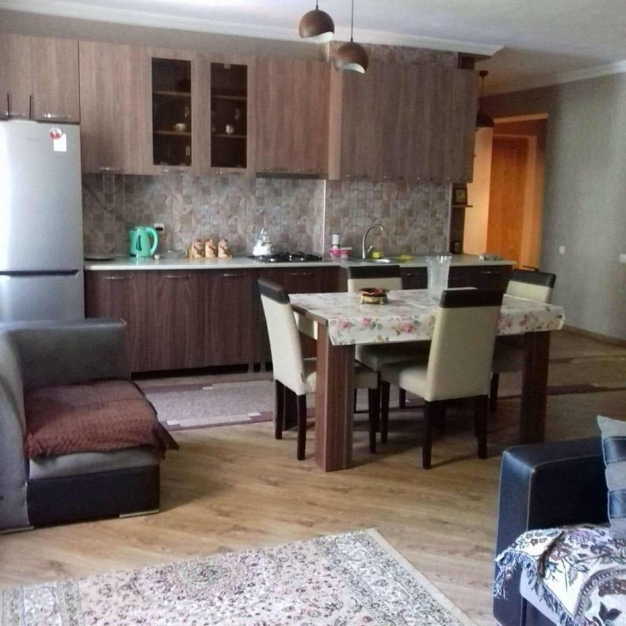Hotel Family Hotel Chiatura Ngoại thất bức ảnh